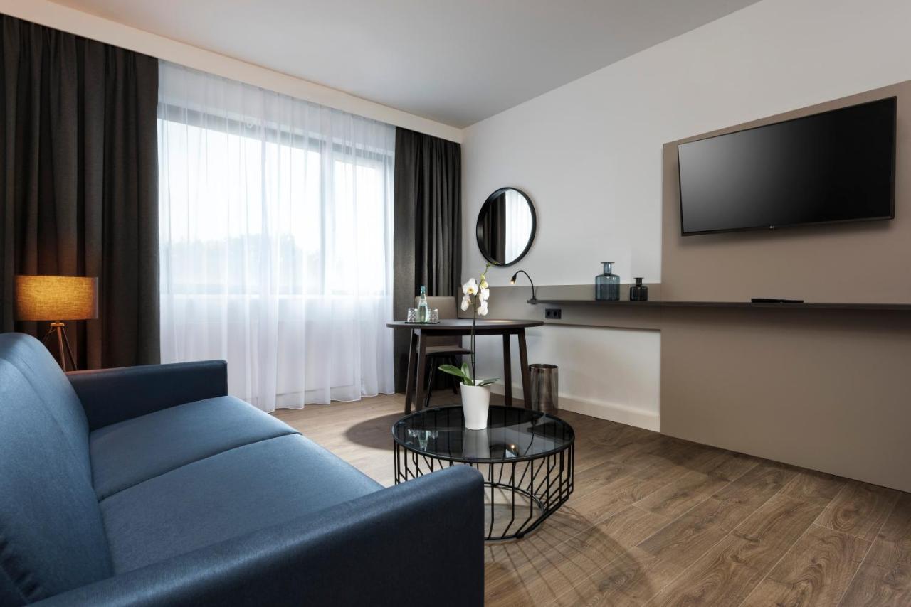 Holiday Inn Berlin City-West By Ihg Exterior photo