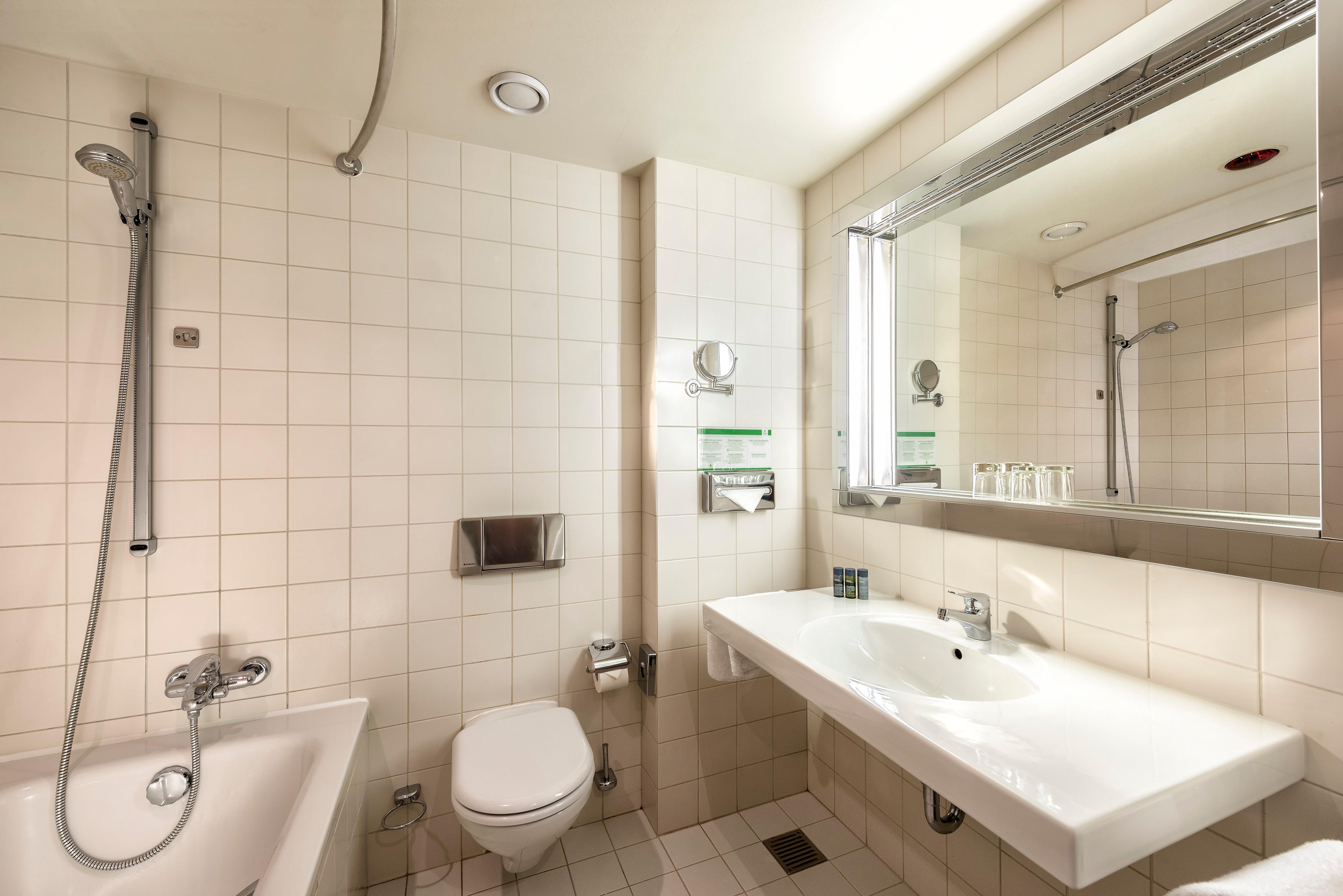Holiday Inn Berlin City-West By Ihg Room photo