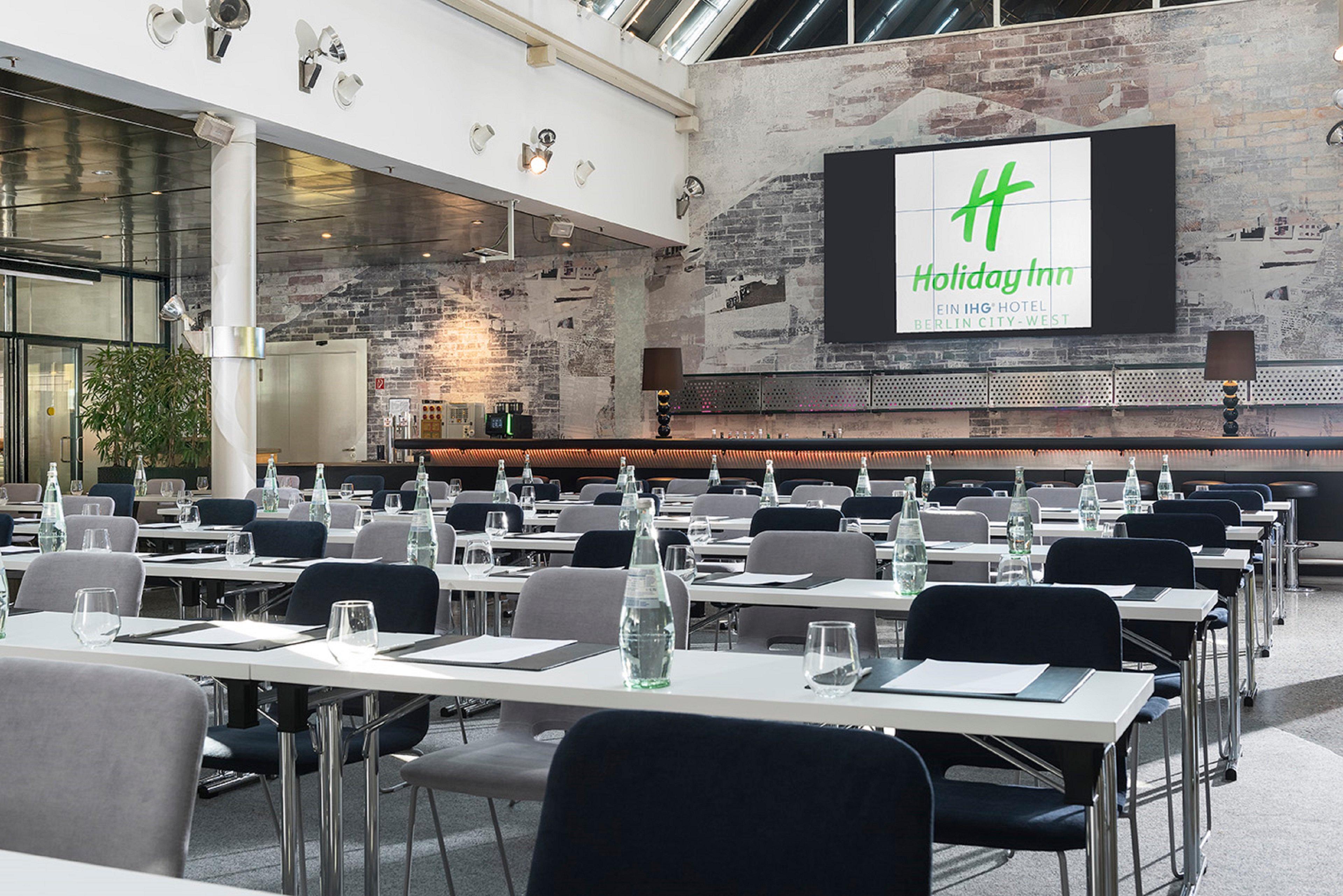 Holiday Inn Berlin City-West By Ihg Exterior photo