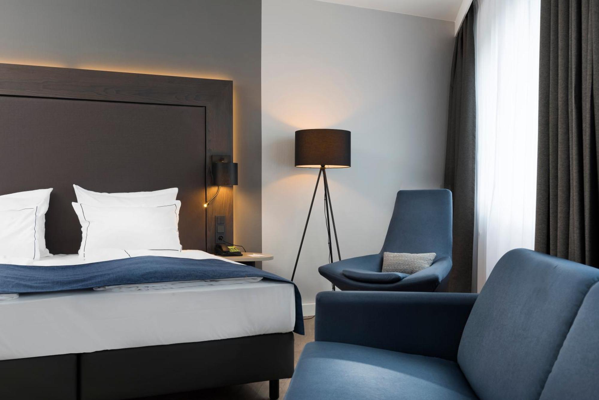 Holiday Inn Berlin City-West By Ihg Exterior photo